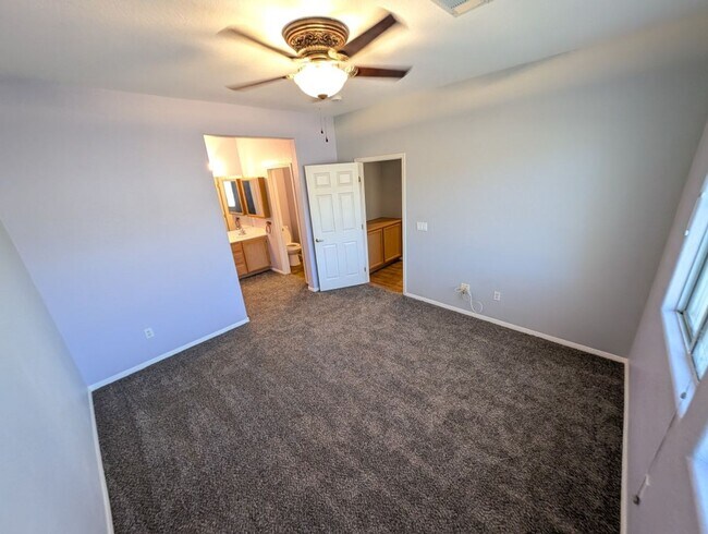 Building Photo - 3840 Belle Glade St