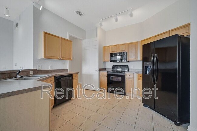 Building Photo - 817 Terrace Ridge Cir