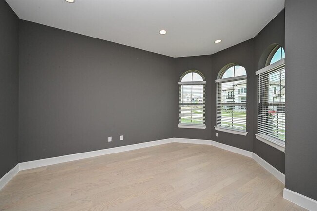 Building Photo - 22310 Understory Ct
