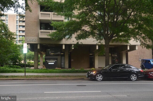 Building Photo - 240 M St SW