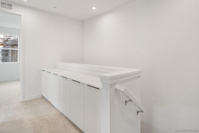 Building Photo - 2714 Everly Dr