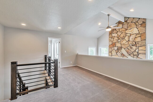 Building Photo - 4829 Arbor Cir
