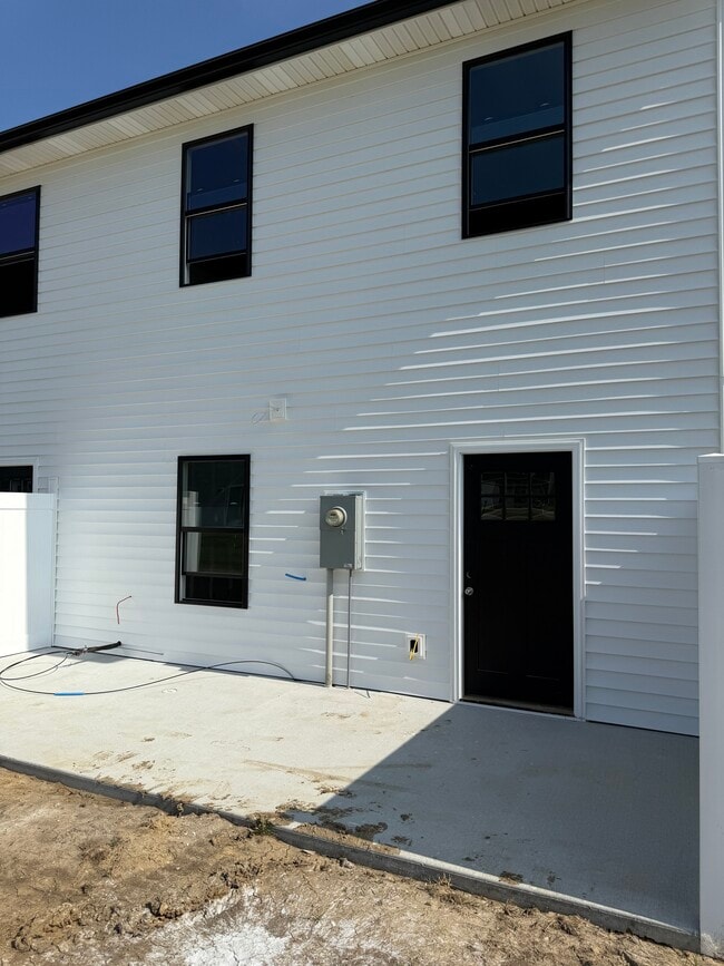 Building Photo - 499 S 100 E