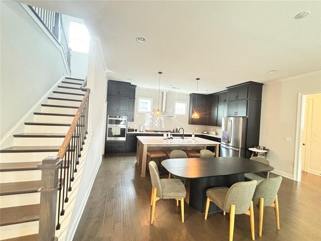 Building Photo - 6435 Halcyon Garden Dr