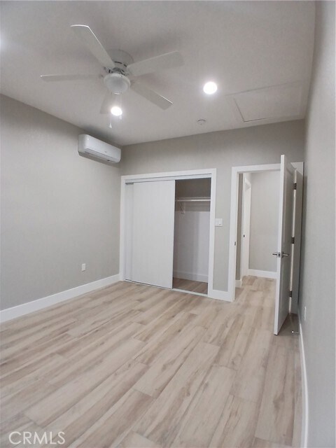 Building Photo - 1133 N Earl Pl