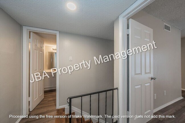 Building Photo - 1754 Farleigh Ct