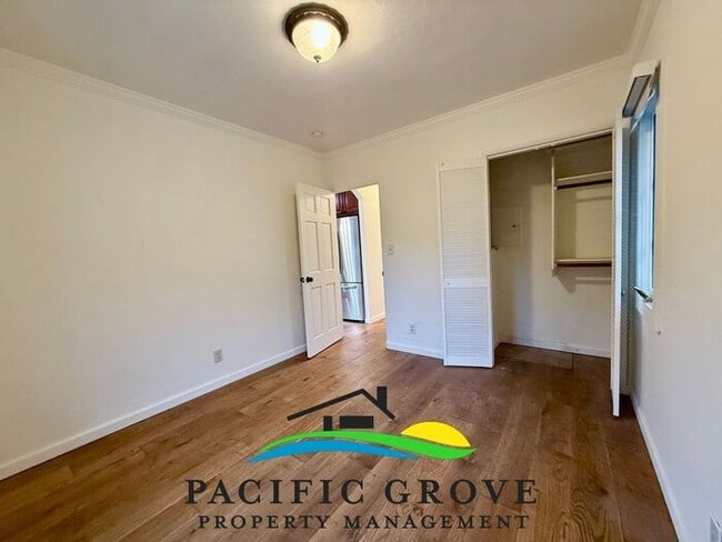 Building Photo - Pacific Grove 2-bedroom , 2 bath. Prime Wa...