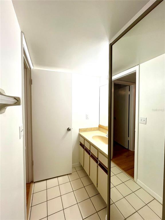 Building Photo - 5268 Coral Ct