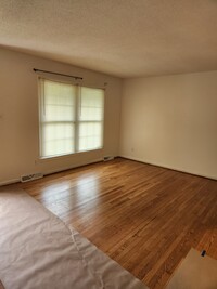 Building Photo - 406 Memphis St