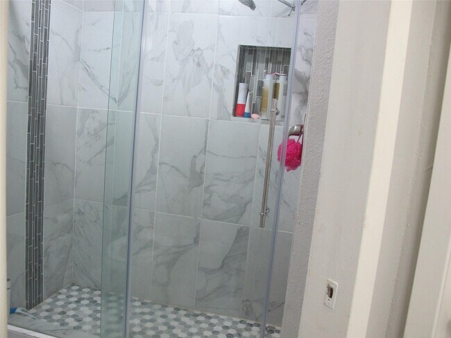 Building Photo - 14207 Long River Ct