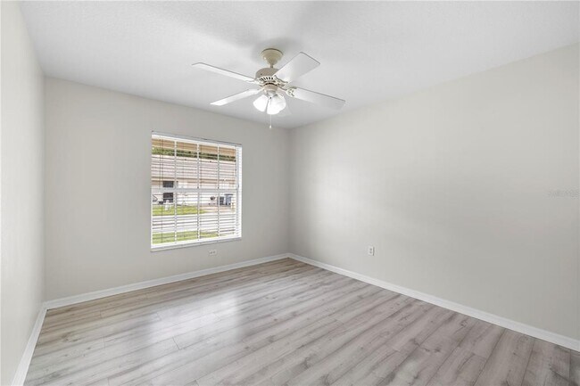 Building Photo - 37228 Grassy Hill Ln