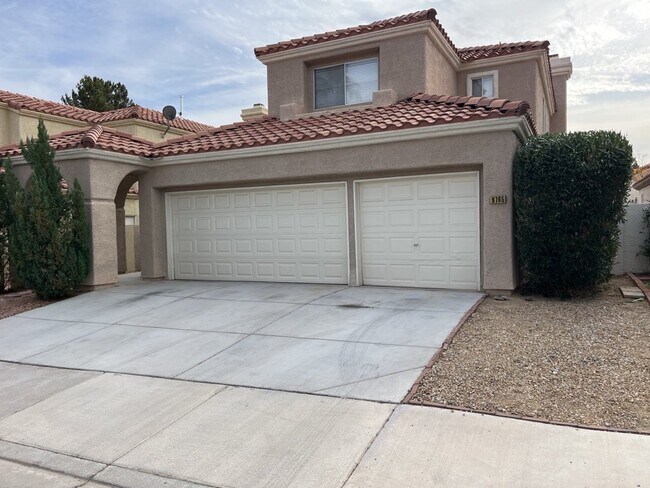 Building Photo - Encounter the ultimate luxury living experience with this 4-bedroom, 2197 sq ft house