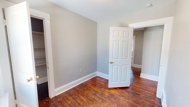 Building Photo - LEASE TO OWN your home! - 3 Bed / 1 Bath i...