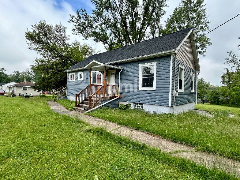 Primary Photo - 13328 Edison St