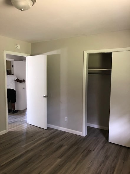 Building Photo - 50 Lc Dr