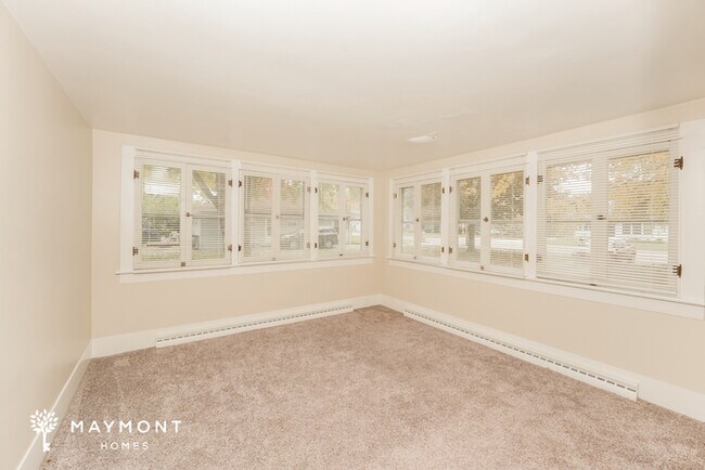 Building Photo - Cozy 1-Bedroom, 1-Bath Home in Akron, OH