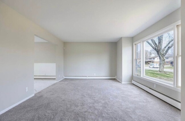 Building Photo - The Space You’ve Been Waiting For — 4 Beds, 2.5 Baths in Saginaw Township