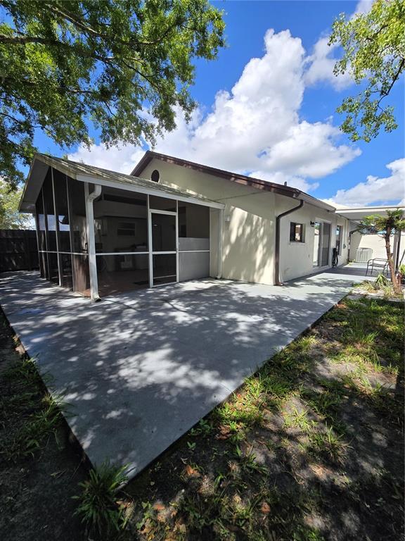 Building Photo - 5401 Hopedale Dr