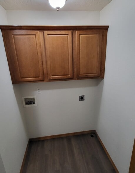 Laundry Area - 2675 N National Ave