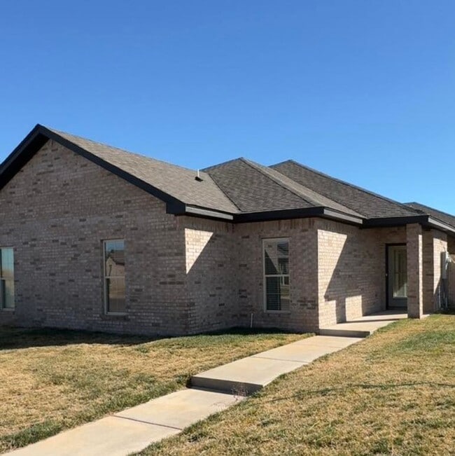 Building Photo - Stunning New 3/2 Townhomes