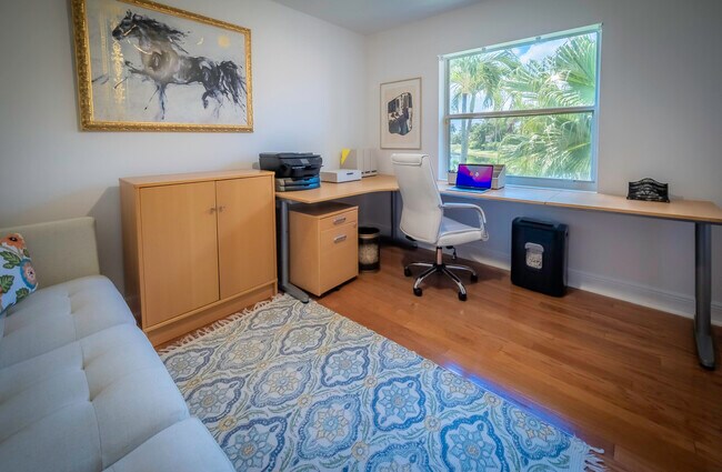 Building Photo - 10849 Bal Harbor Dr