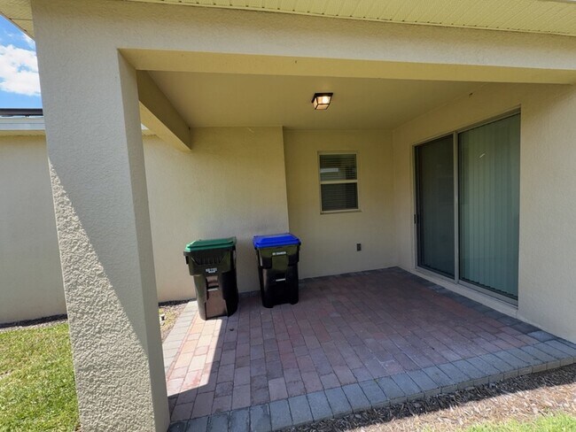 Building Photo - 10697 Atwater Bay Dr