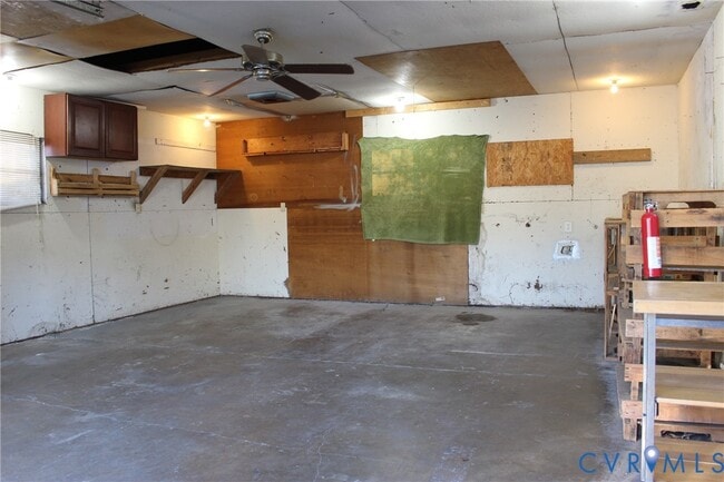 Building Photo - 706 Floral Ave