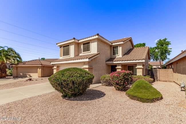 Building Photo - 3224 E Escuda Rd
