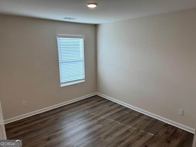 Building Photo - 97 Brode Ln