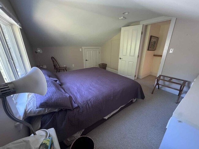 Building Photo - 3BR RANCH BRUNSWICK SEASONAL FURNISHED