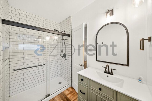 Building Photo - 6150 Coke Ave