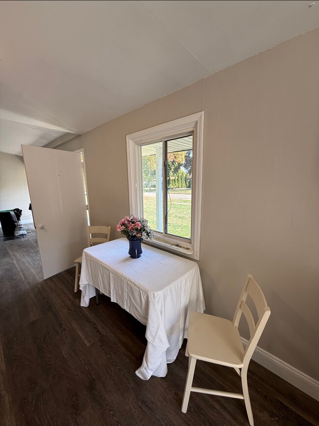 Building Photo - LAND CONTRACT (RENT-TO-OWN)