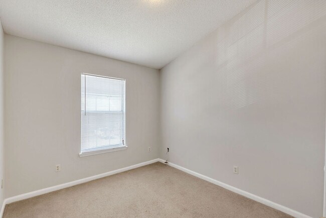 Building Photo - 3347 Mandarin Glen Dr