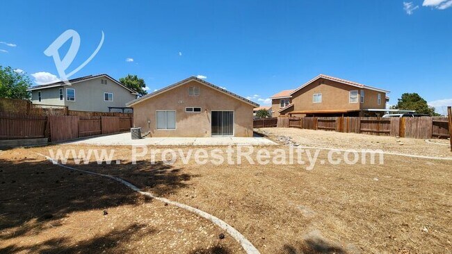 Building Photo - 14471 Queen Valley Rd