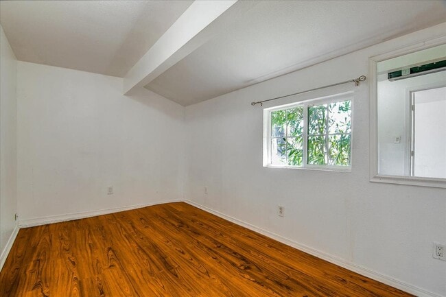 Building Photo - 6513 Corbin Ave