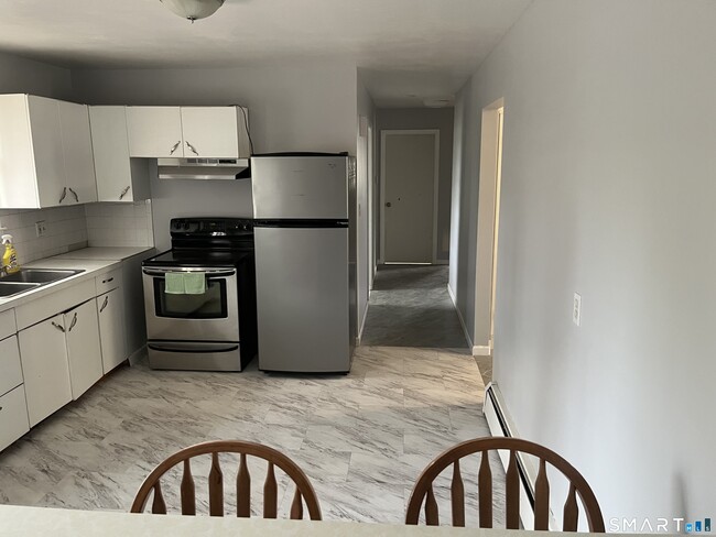 Building Photo - 87 Worcester Ave