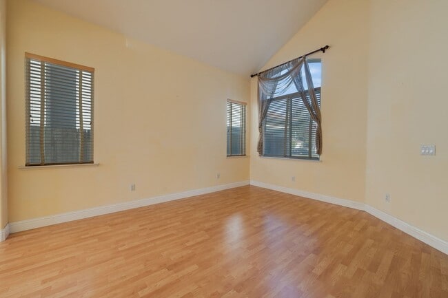 Building Photo - 9538 Fox Wind Ct