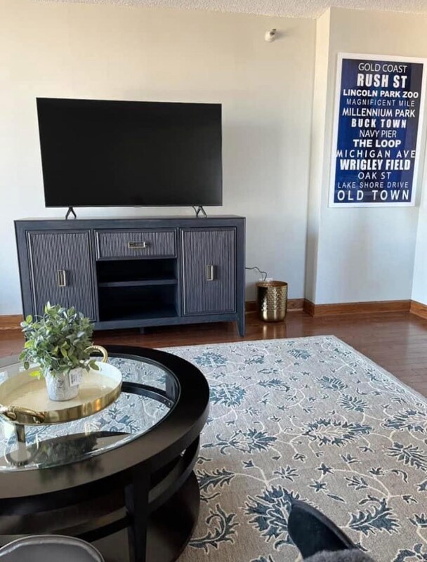 Building Photo - 3660 N Lake Shore Dr