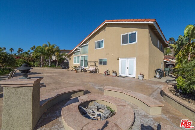 Building Photo - 29303 Stadia Hill Ln