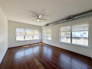 Building Photo - 1509 Holman St