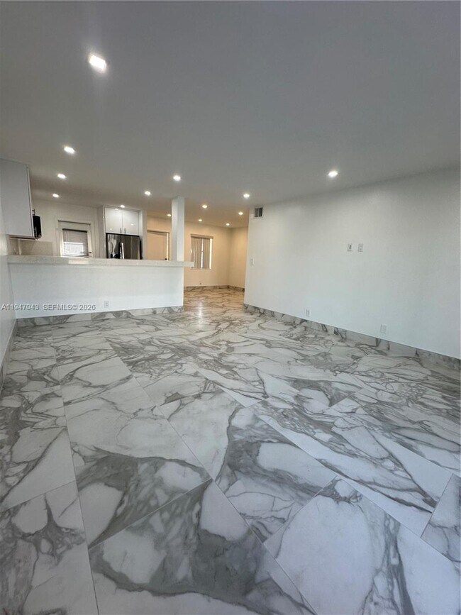 Building Photo - 4100 N 58th Ave