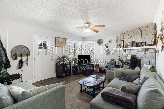Building Photo - 732 Campbell Heights