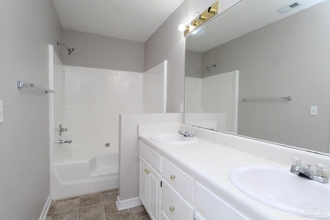 Building Photo - 6234 Cottage Woods Dr