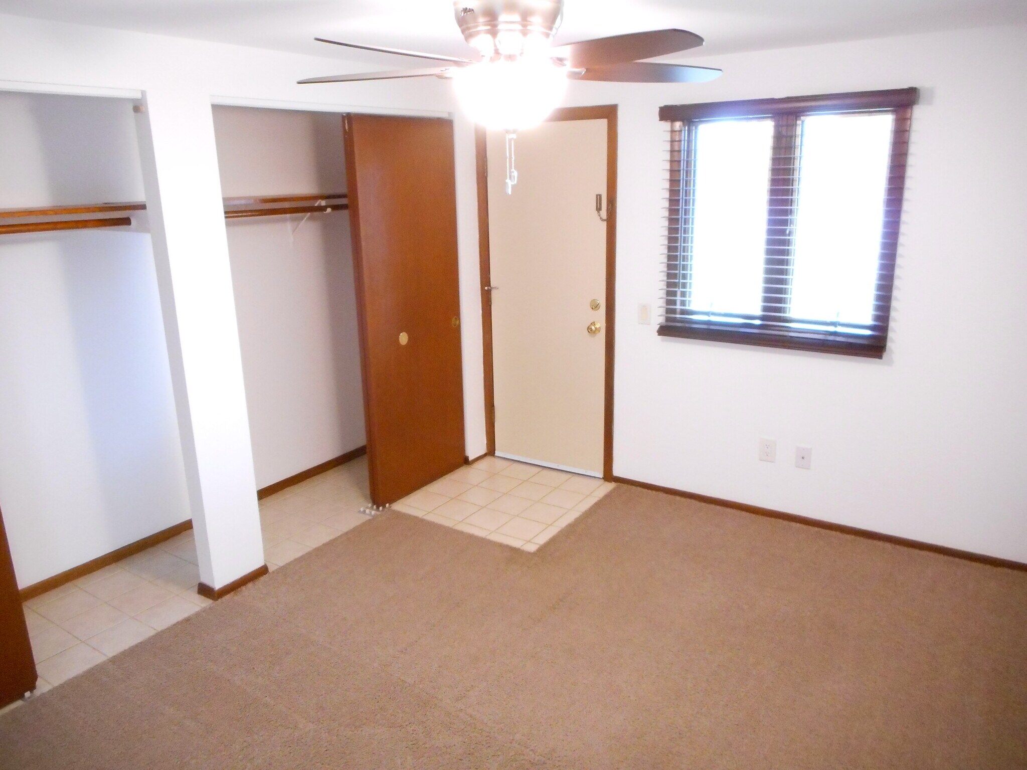 Building Photo - 1615 Reetz Rd