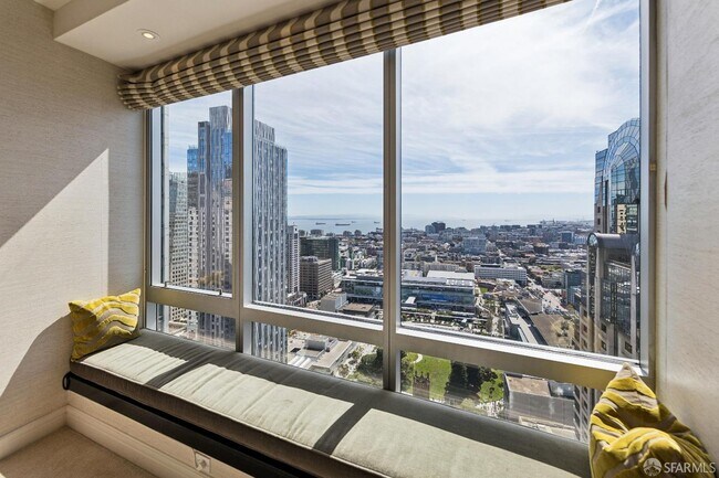 Building Photo - 765 Market St