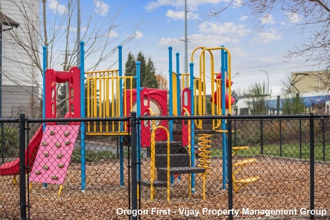 Building Photo - 17106 SW Marty Ln