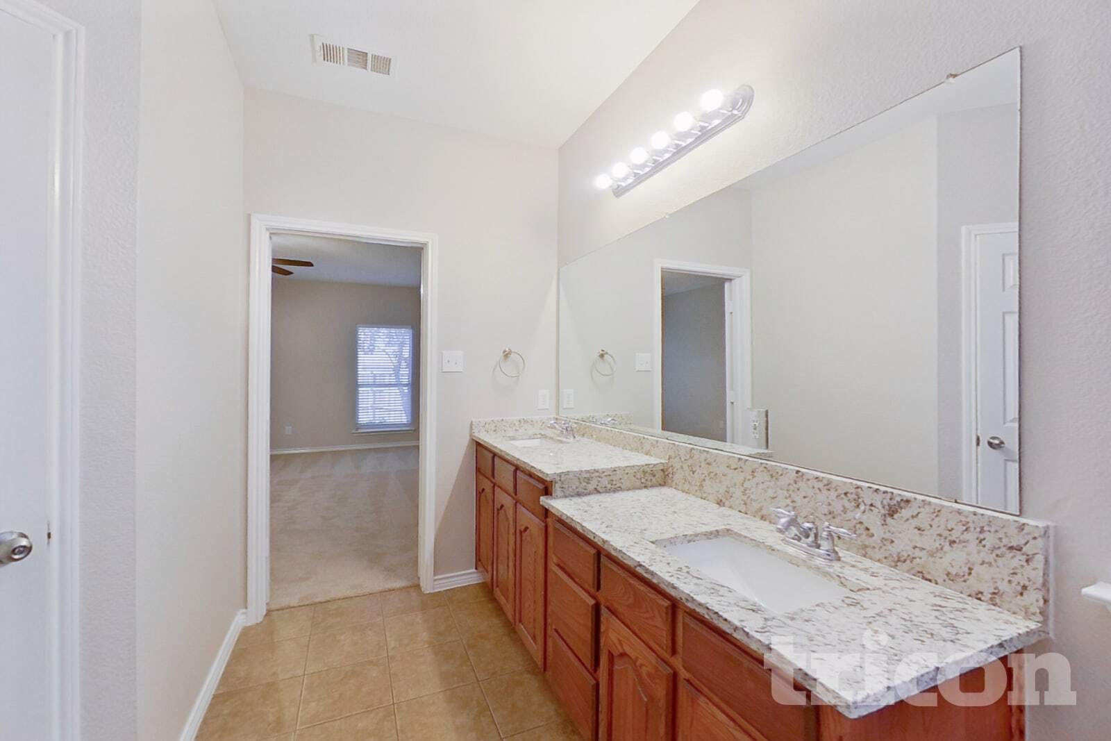 Building Photo - 1435 Red Wolf Dr