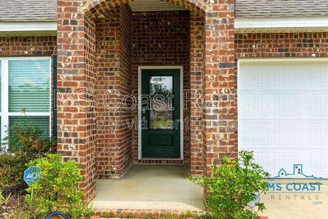Building Photo - 15610 Lantern Cv