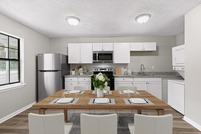 Building Photo - 104 Cone St