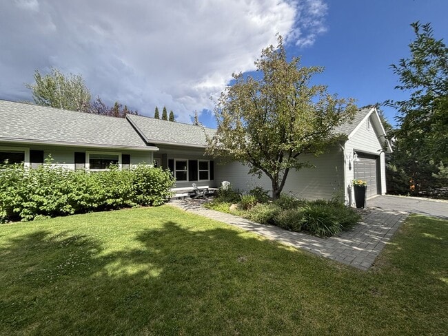 Primary Photo - 3 Bed, 2 Bath Single Family Home in Hailey...